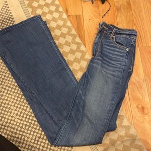 A&F flared jean woman’s size 25